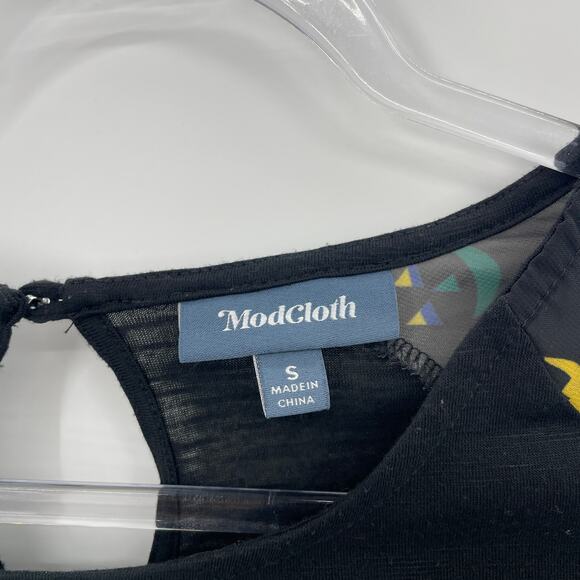 MODLCOTH Womens Jack-O-Lantern Shirt Size S Raglan 3/4 Sleeve Keyhole Halloween - Picture 2 of 9